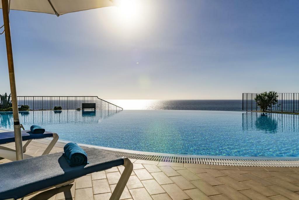 Formosa Infinity Pool Apartment Funchal Dış mekan fotoğraf